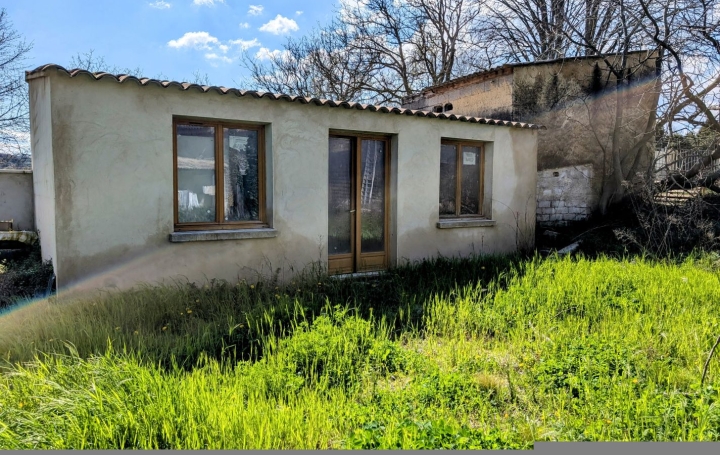Maison UZES (30700)  408 m2 244 950 € 