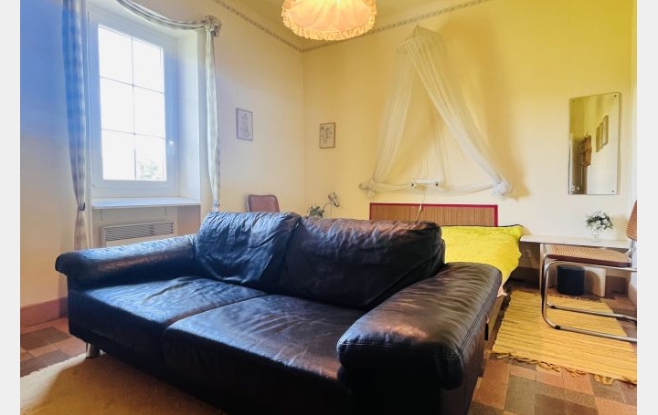 Mas GOUDARGUES (30630)  168 m2 340 000 € 