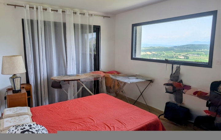 Maison AUBENAS (07200)  280 m2 371 000 € 