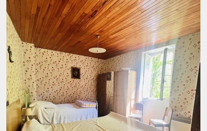 Maison GOUDARGUES (30630)  83 m2 142 790 € 