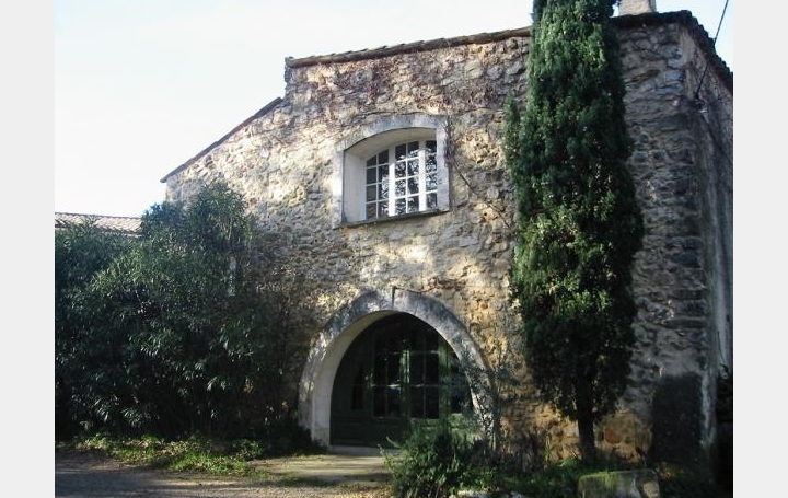 Réseau Immo-diffusion : Maison de village  SAINT-VICTOR-LA-COSTE  125 m2 210 000 € 