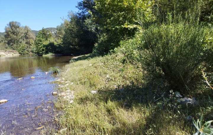 Maison GOUDARGUES (30630)  208 m2 200 000 € 