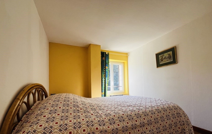 Maison GOUDARGUES (30630)  100 m2 250 000 € 