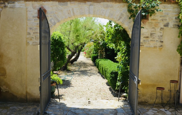 Propriété GOUDARGUES (30630)  131 m2 650 000 € 