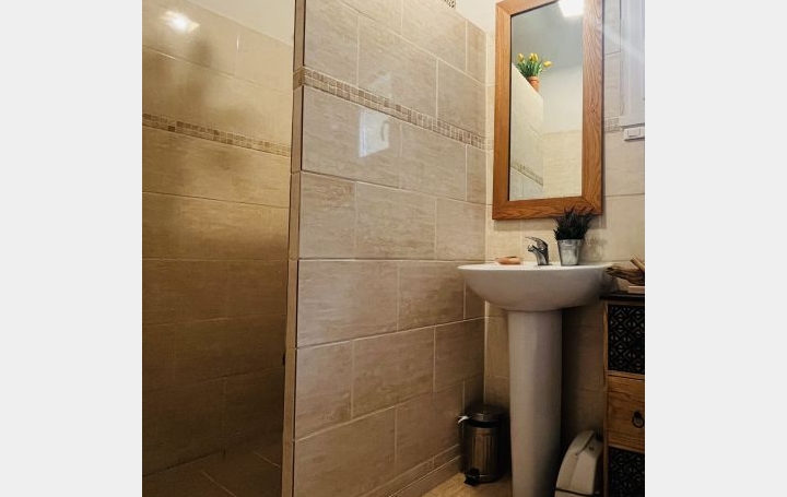 Maison de village GOUDARGUES (30630)  97 m2 249 000 € 