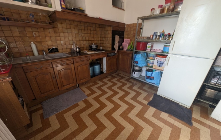 Maison de ville AVIGNON (84000)  120 m2 171 200 € 