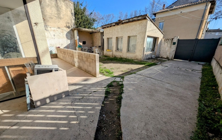 Maison de ville AVIGNON (84000)  120 m2 171 200 € 