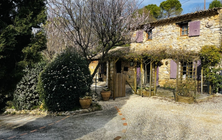 Maison GOUDARGUES (30630)  93 m2 345 000 € 