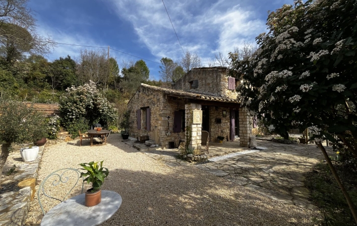 Maison GOUDARGUES (30630)  93 m2 345 000 € 