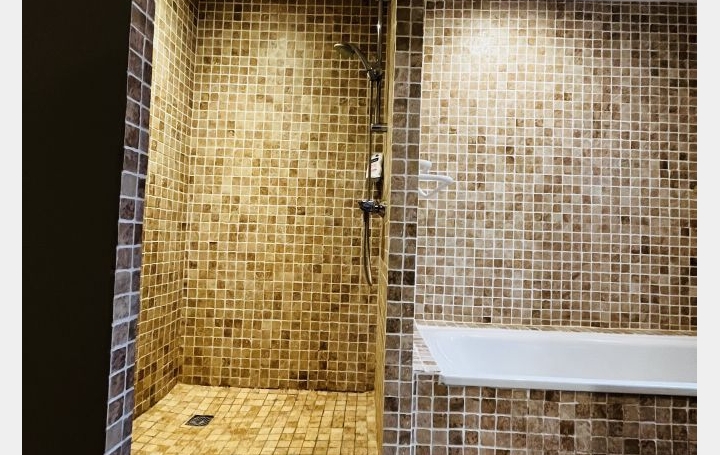 Propriété GOUDARGUES (30630)  188 m2 625 000 € 