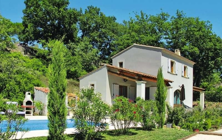 Maison GOUDARGUES (30630)  100 m2 359 000 € 