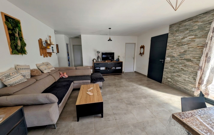 Maison VENEJAN (30200)  104 m2 308 850 € 