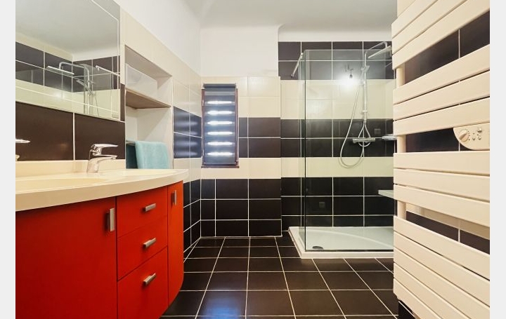 Maison de village GOUDARGUES (30630)  145 m2 245 000 € 