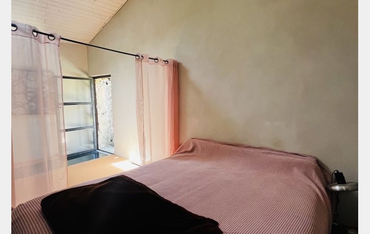 Maison GOUDARGUES (30630)  154 m2 218 000 € 