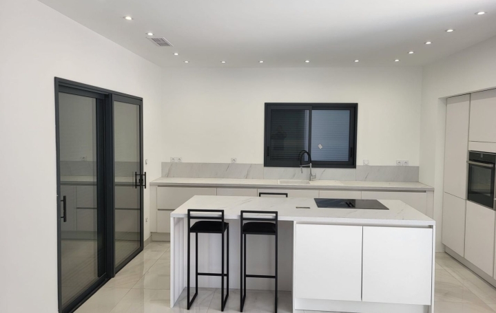 Propriété GOUDARGUES (30630)  207 m2 577 500 € 