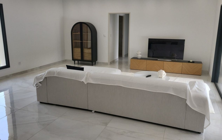 Propriété GOUDARGUES (30630)  207 m2 577 500 € 