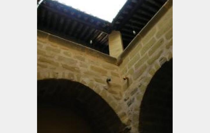 Réseau Immo-diffusion : Maison de village  SAINT-LAURENT-LA-VERNEDE  210 m2 424 000 € 