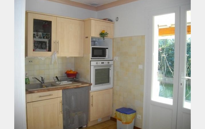 Réseau Immo-diffusion : Villa  SAUVETERRE  90 m2 199 900 € 