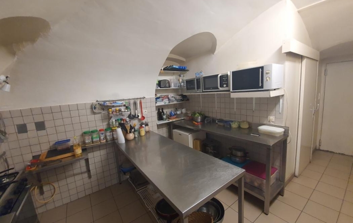 Activité commerciale ALES (30100)  140 m2 95 000 € 