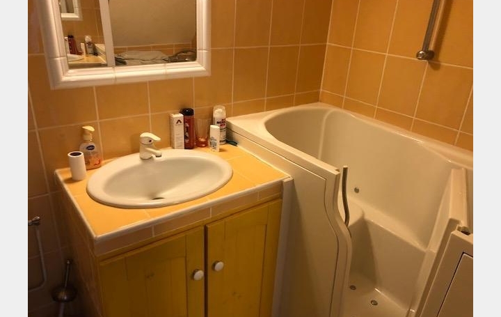 Maison VIC-LA-GARDIOLE (34110)  37 m2 173 000 € 