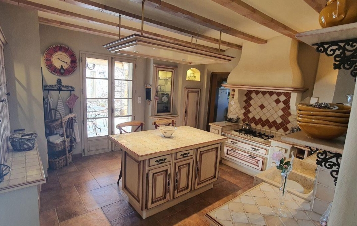 Maison NAVACELLES (30580)  357 m2 990 000 € 