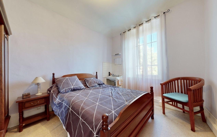 Maison LABASTIDE-ROUAIROUX (81270)  135 m2 75 000 € 