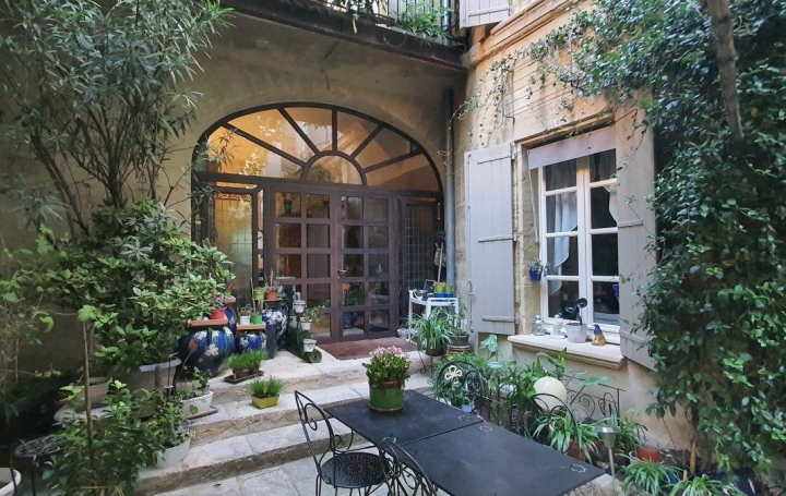 Maison de village SAINT-QUENTIN-LA-POTERIE (30700)  230 m2 870 000 € 