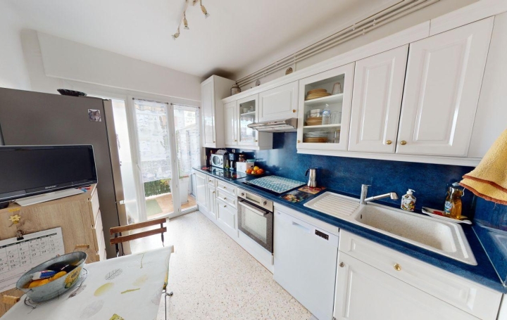 4 Pièces SETE (34200)  80 m2 344 000 € 