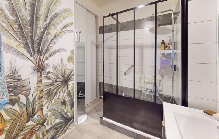 4 Pièces SETE (34200)  80 m2 344 000 € 