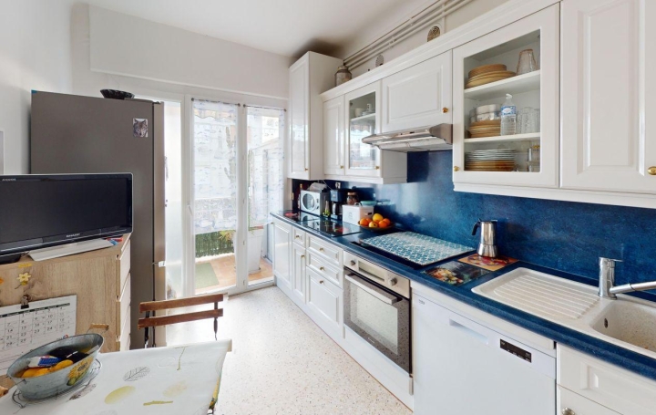 4 Pièces SETE (34200)  80 m2 344 000 € 