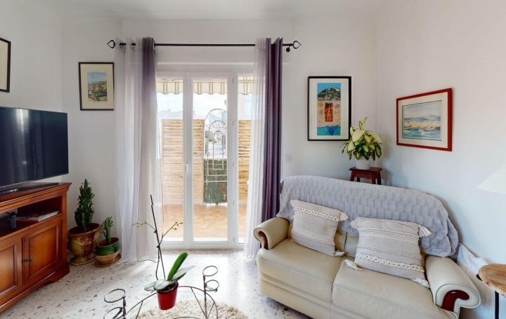 4 Pièces SETE (34200)  80 m2 344 000 € 