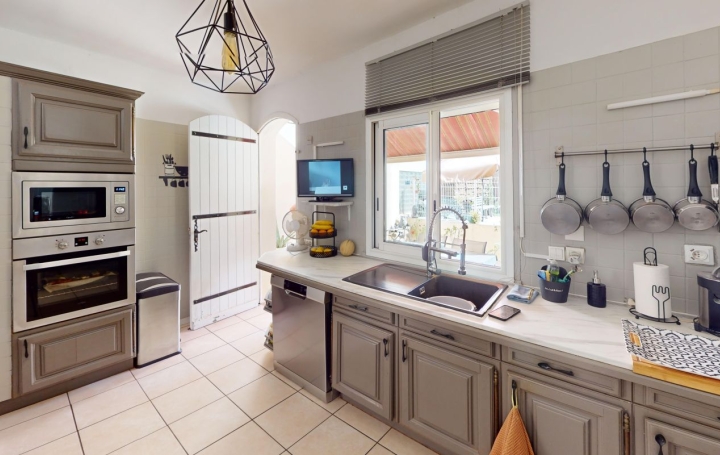 Villa BOMPAS (66430)  90 m2 260 000 € 