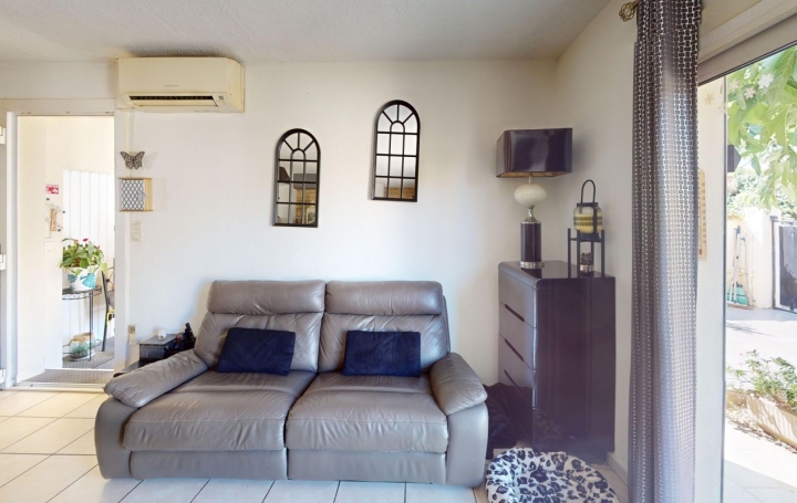 Villa BOMPAS (66430)  90 m2 260 000 € 