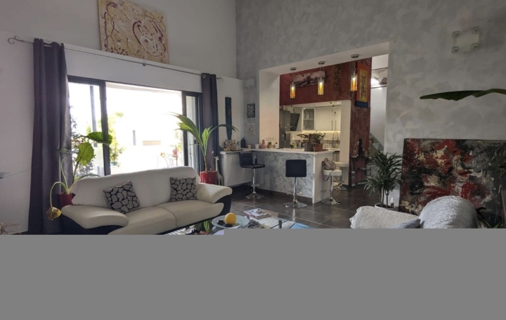 3 Pièces SETE (34200)  70 m2 259 700 € 