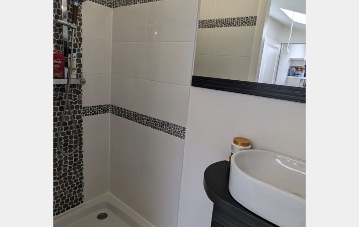 3 Pièces SETE (34200)  70 m2 259 700 € 