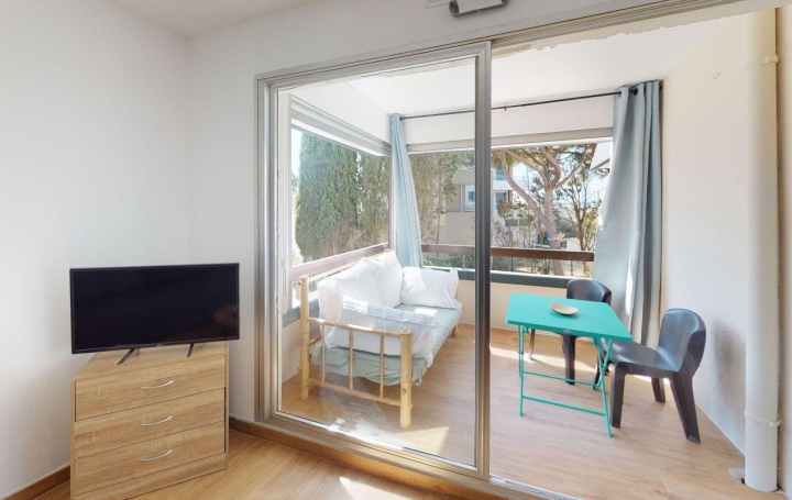 Studio SETE (34200)  25 m2 123 000 € 