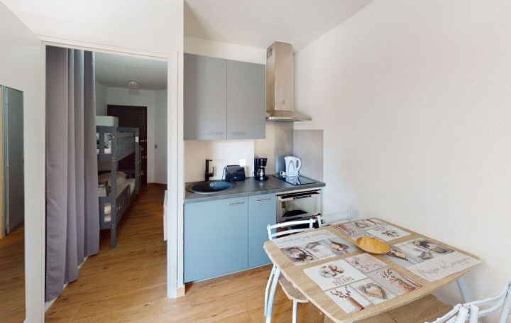 Studio SETE (34200)  25 m2 123 000 € 