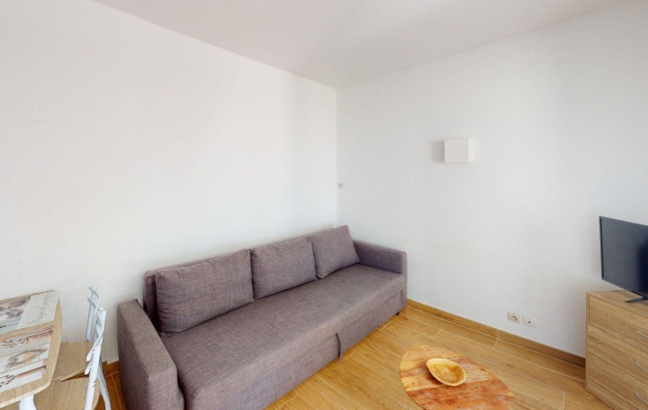 Studio SETE (34200)  25 m2 123 000 € 
