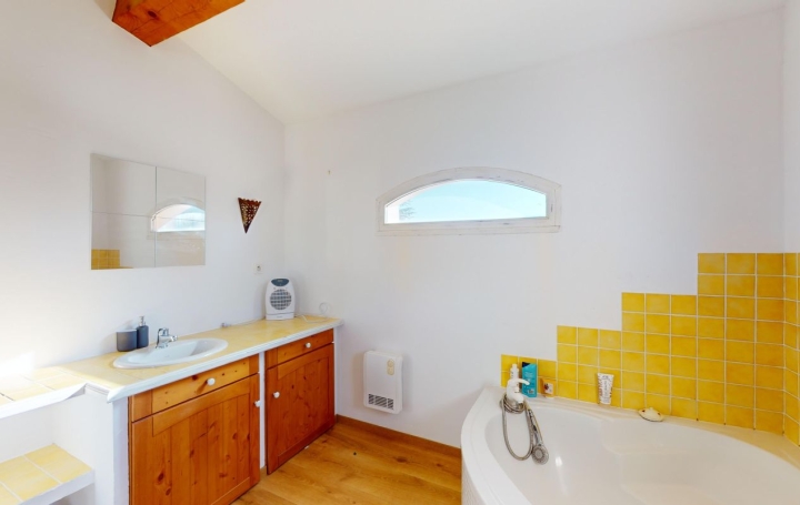 Maison GANGES (34190)  172 m2 395 000 € 