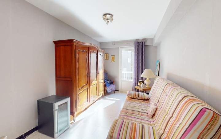 4 Pièces SETE (34200)  103 m2 380 000 € 