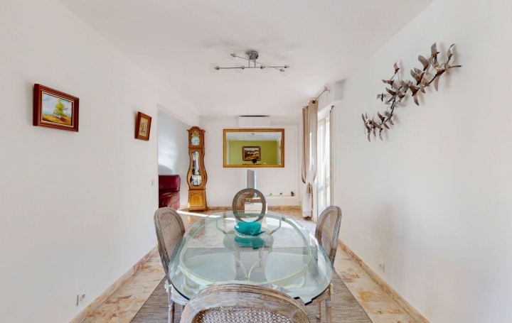 4 Pièces SETE (34200)  103 m2 380 000 € 