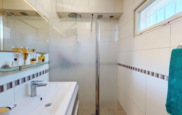 Maison FRONTIGNAN (34110)  52 m2 279 000 € 