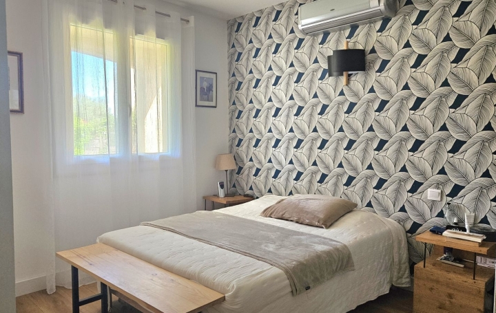 Villa POUSSAN (34560)  138 m2 460 000 € 