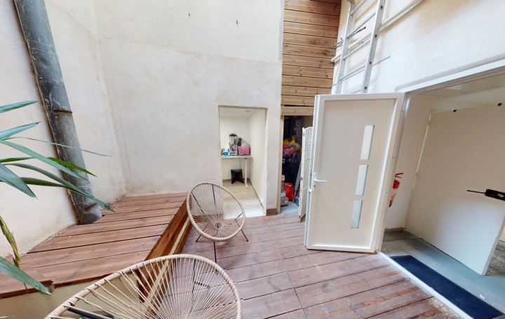 Local commercial FRONTIGNAN (34110)  97 m2 70 000 € 