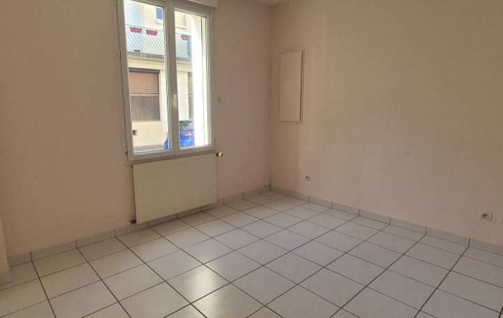 2 Pièces CHOLET (49300)  40 m2 500 € 
