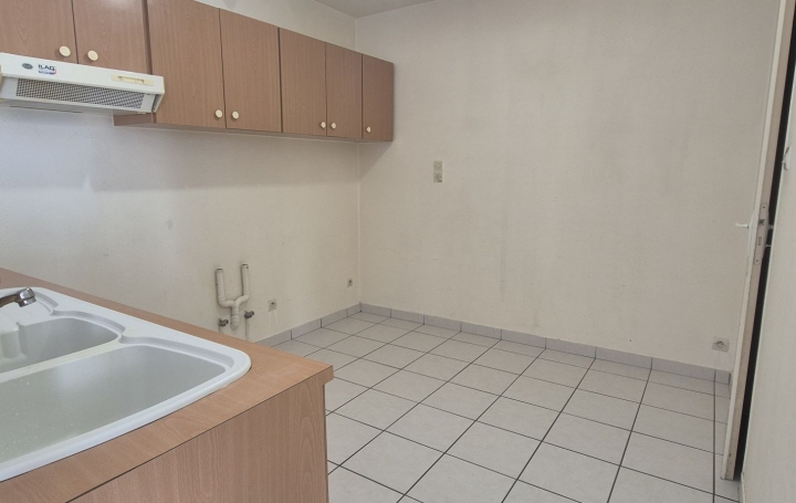 2 Pièces CHOLET (49300)  40 m2 500 € 