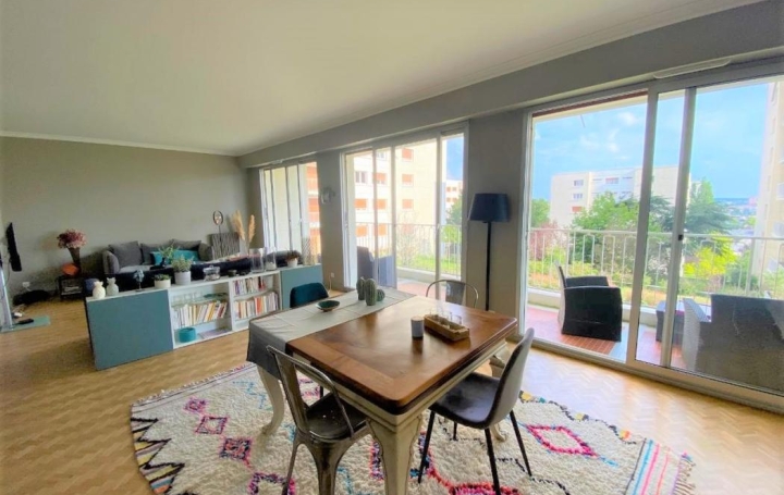 autre CHOLET (49300)  122 m2 1 090 € 