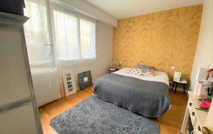 autre CHOLET (49300)  122 m2 1 090 € 