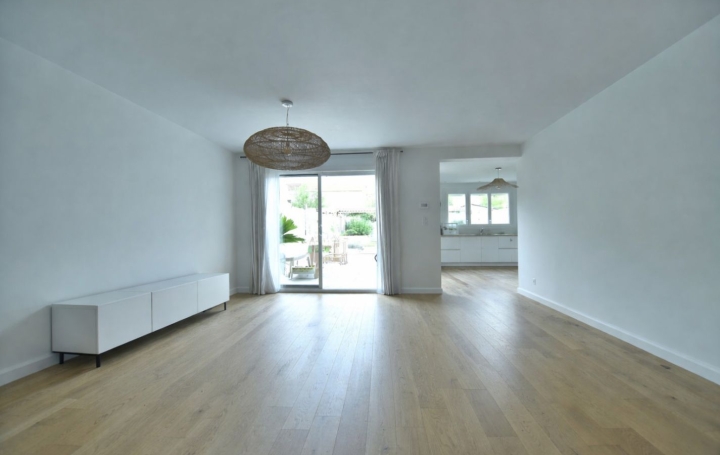 Maison CHOLET (49300)  98 m2 990 € 