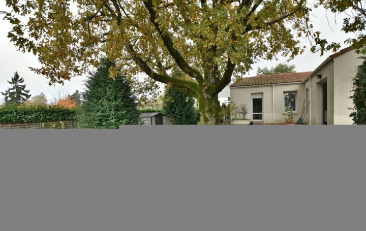 Maison CHOLET (49300)  90 m2 765 € 